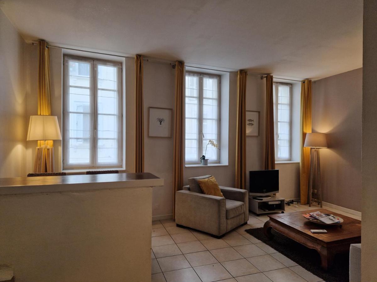 마르세유 2 Pieces Dans Le Centre Avec Petite Terrasse 3*** 아파트 외부 사진